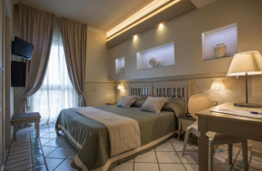 Гостиница Hotel Hermitage  Галатина